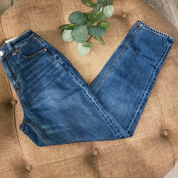 NWT AE American Eagle Outfitters Mom Straight Jeans - Picture 2 of 6